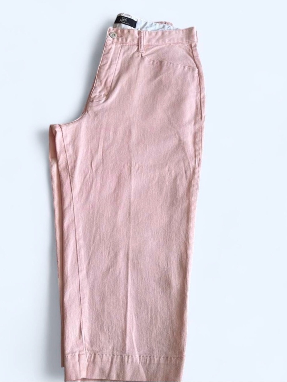Women’s size 6 petite Cut Off Capris by Lee-Khakis . Pink cotton stretch.